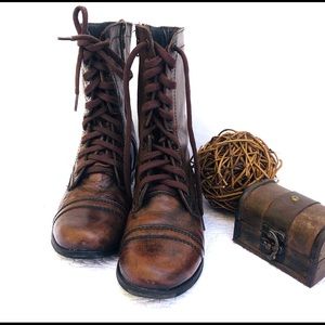 Steve Madden Troopa Brown Leather Lace up Boots